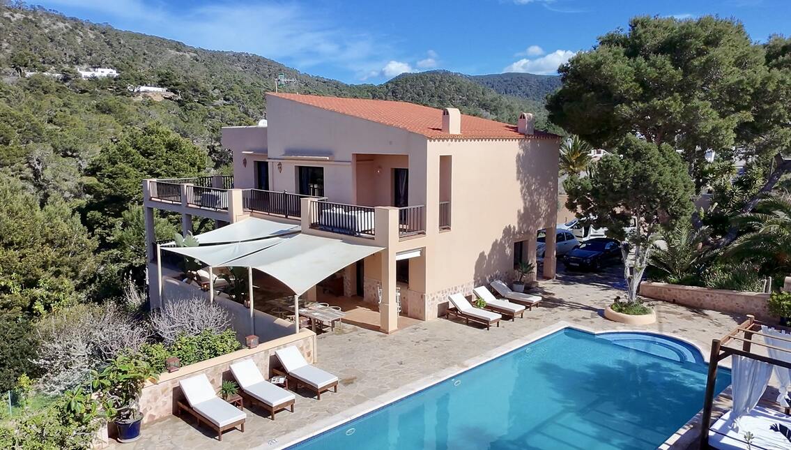 Villa Overview